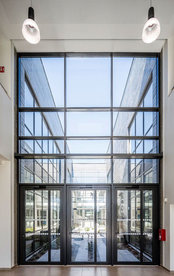 Hall facade aluminium