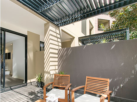 Pergola Sunline by Sapa